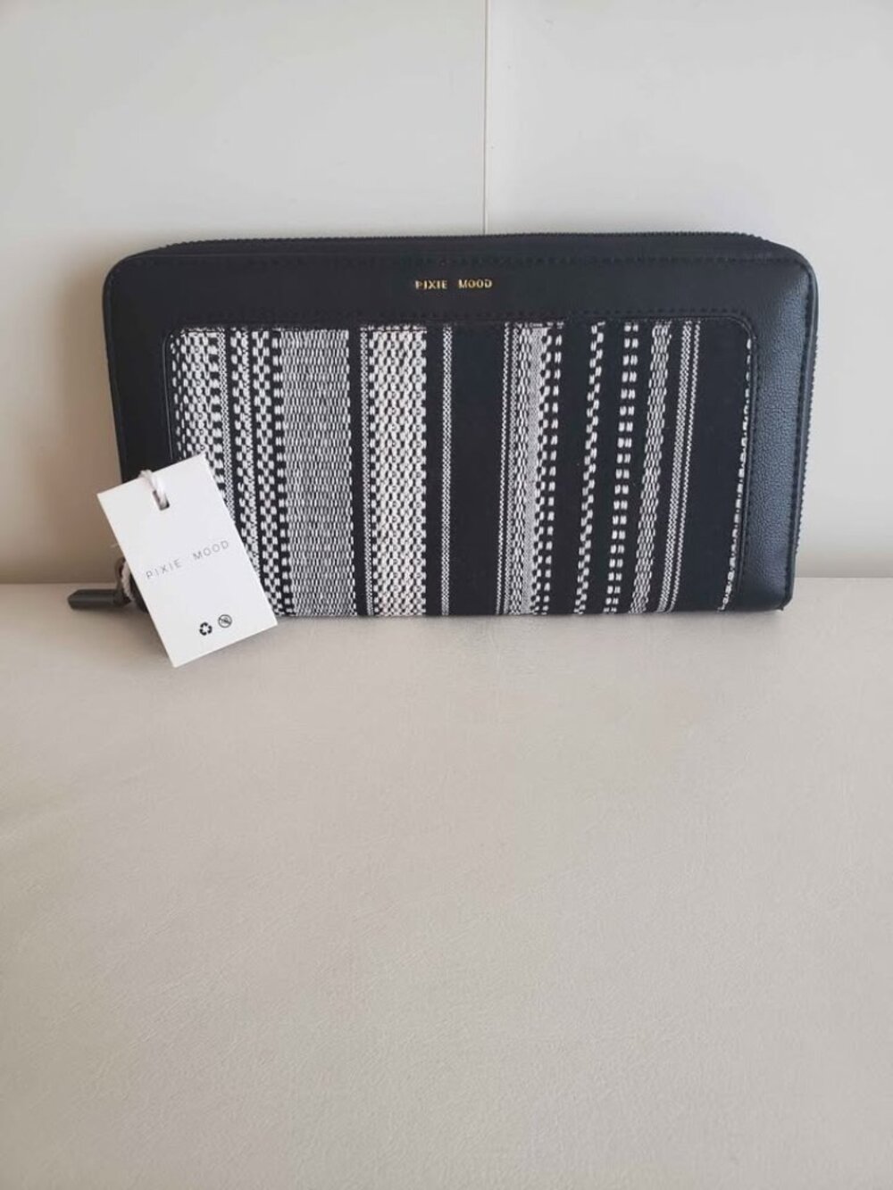 ⭐️ 🌍 BNWT Pixie Mood Emma Wallet Eco-friendly
